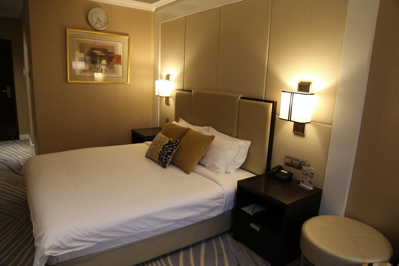 Ambassador Transit Hotel - Terminal 2 Singapur Dış mekan fotoğraf
