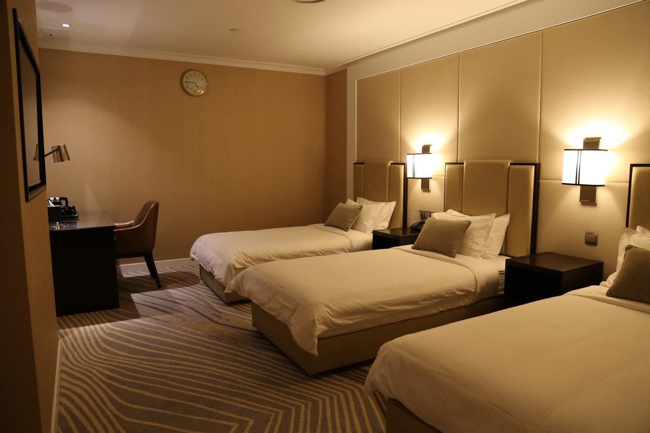Ambassador Transit Hotel - Terminal 2 Singapur Dış mekan fotoğraf