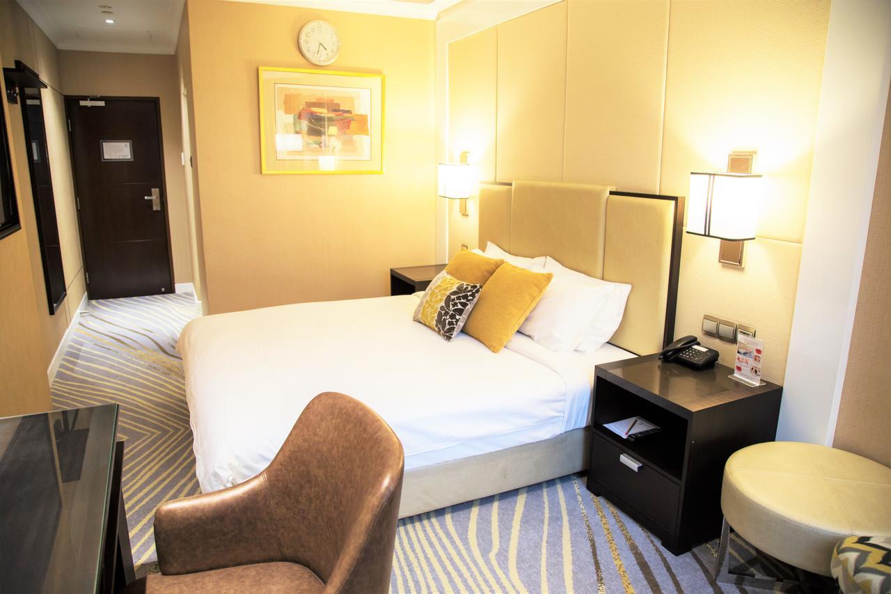 Ambassador Transit Hotel - Terminal 2 Singapur Dış mekan fotoğraf
