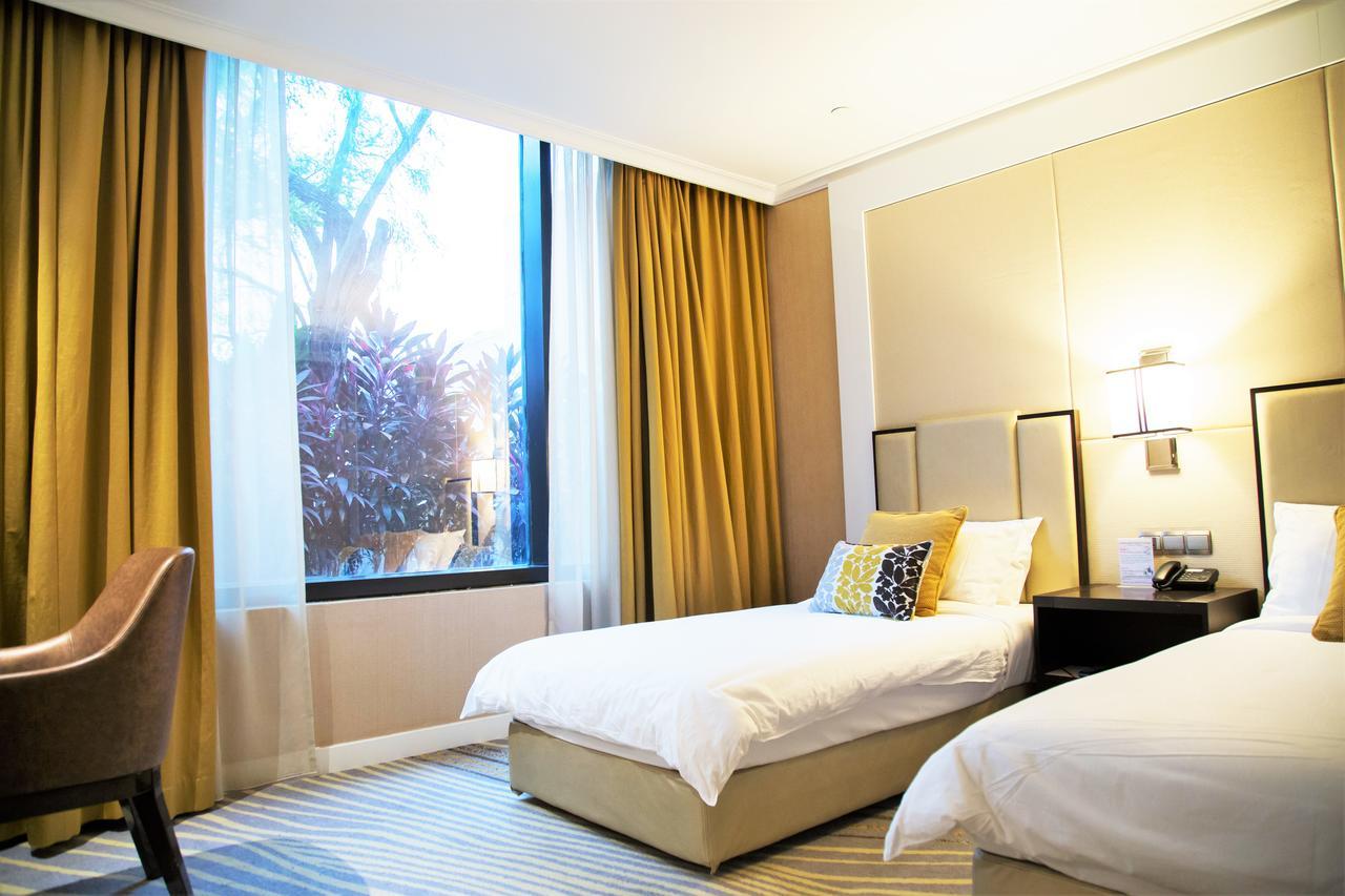 Ambassador Transit Hotel - Terminal 2 Singapur Dış mekan fotoğraf